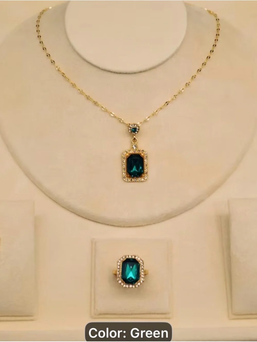 Emerald Green Gold-Plated Jewelry Set - Necklace, Ring & Earrings